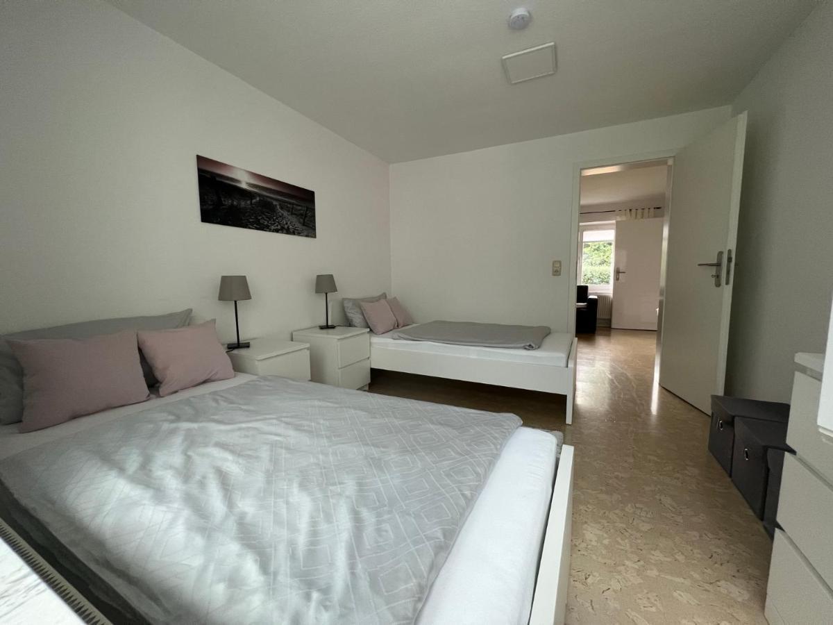 Familienfreundliche Ferienwohnung Mit Wintergarten Badow Exterior photo